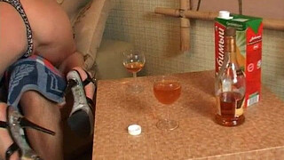 Порно видео от студии DrunkHomeParty